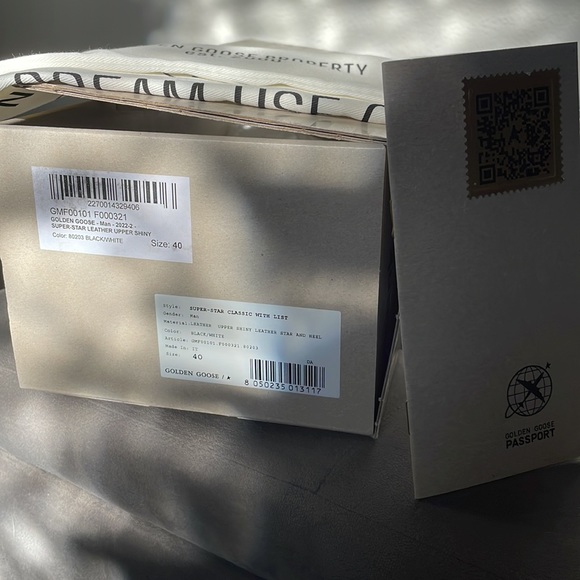 Golden Goose Super Star Sneakers - Picture 8 of 8